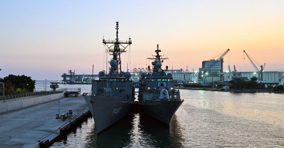 Beyrut’tan tahliye operasyonu başladı