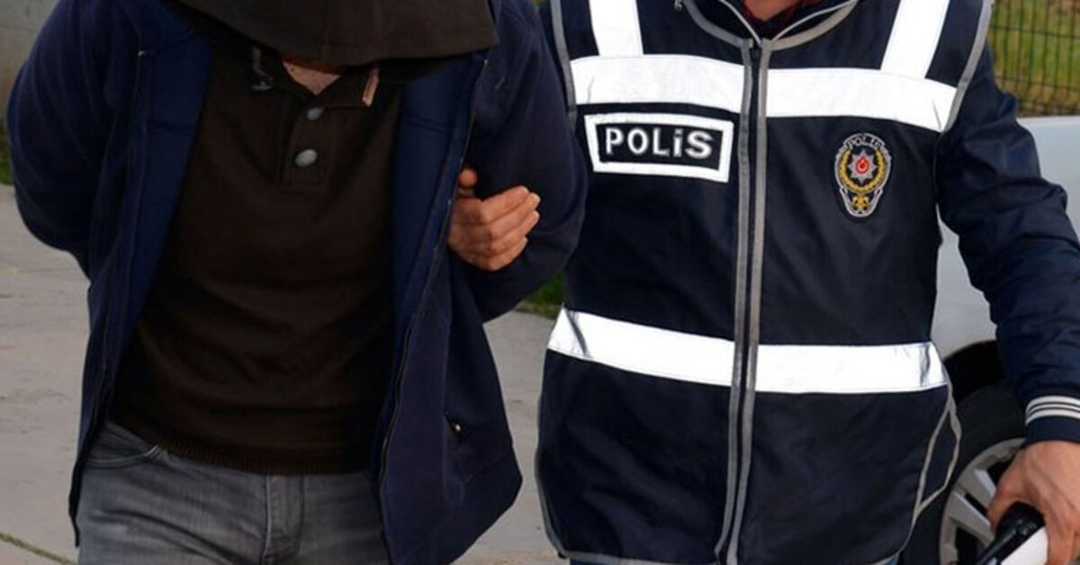 Cumhurbaşkanı’na hakaretten tutuklandı