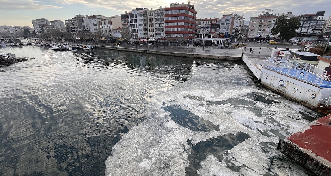 Müsilaj kabusu geri döndü: Tonlarca denizden çekilmişti